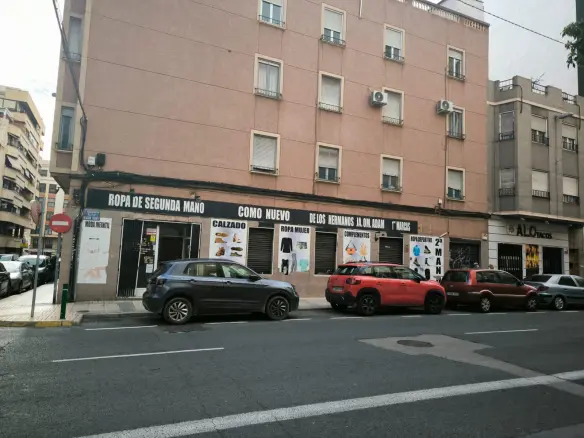 Commercial Unit In Elche, Spain (82 M²)