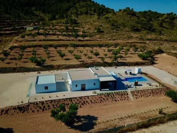 3-bedroom Villa In Hondon De Las Nieves, Spain (153 M²)
