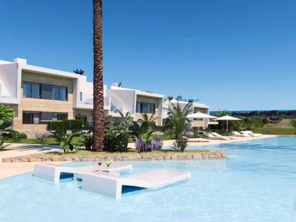 3-bedroom Villa In Pilar De La Horadada, Spain (238 M²)