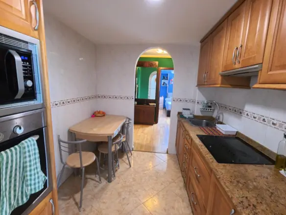 3-bedroom Penthouse In Benidorm, Spain (124 M²)