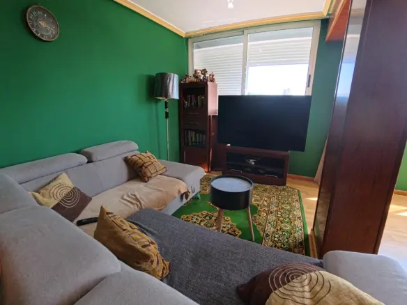 3-bedroom Penthouse In Benidorm, Spain (124 M²)