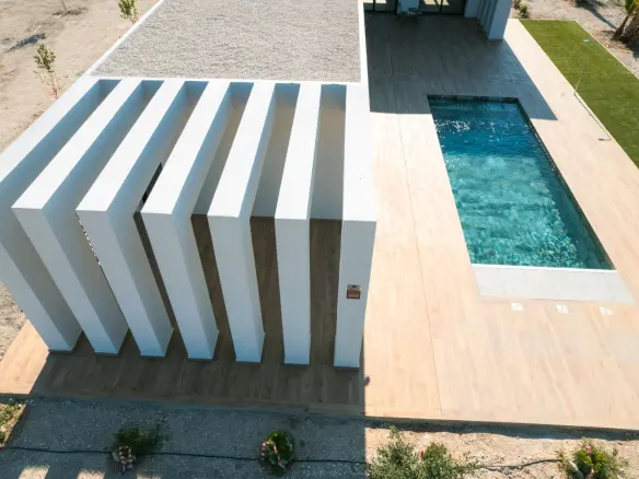 3-bedroom Villa In Pinoso, Spain (178 M²)