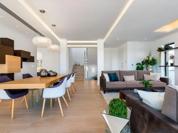 4-bedroom Villa In Rojales, Spain (244 M²)