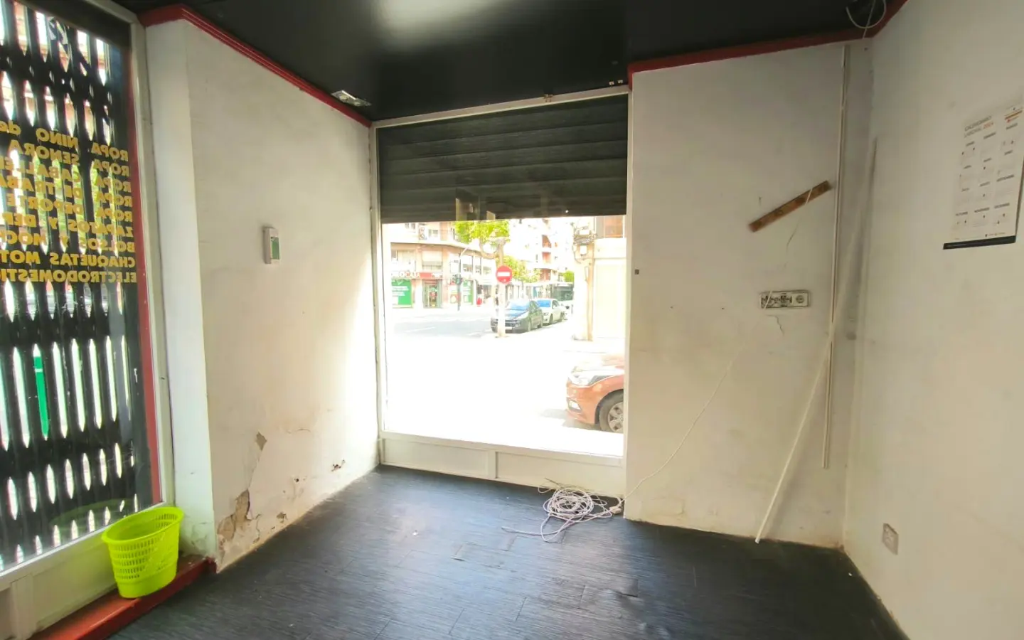 Commercial Unit In Elche, Spain (82 M²)