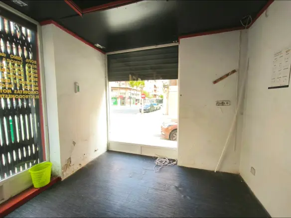 Commercial Unit In Elche, Spain (82 M²)
