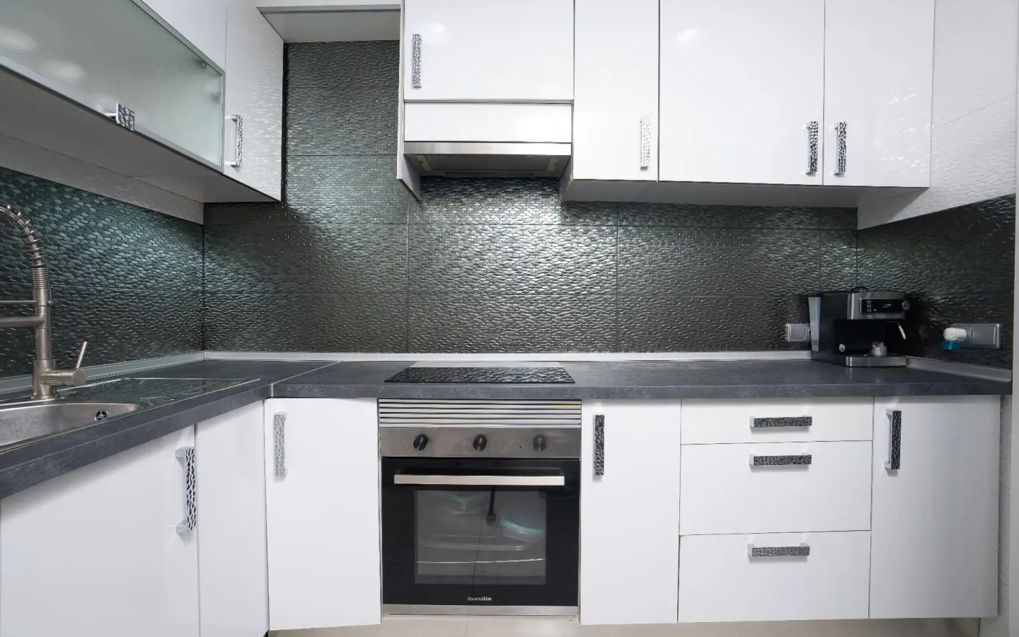 2-bedroom Flat In Villajoyosa, Spain (80 M²)