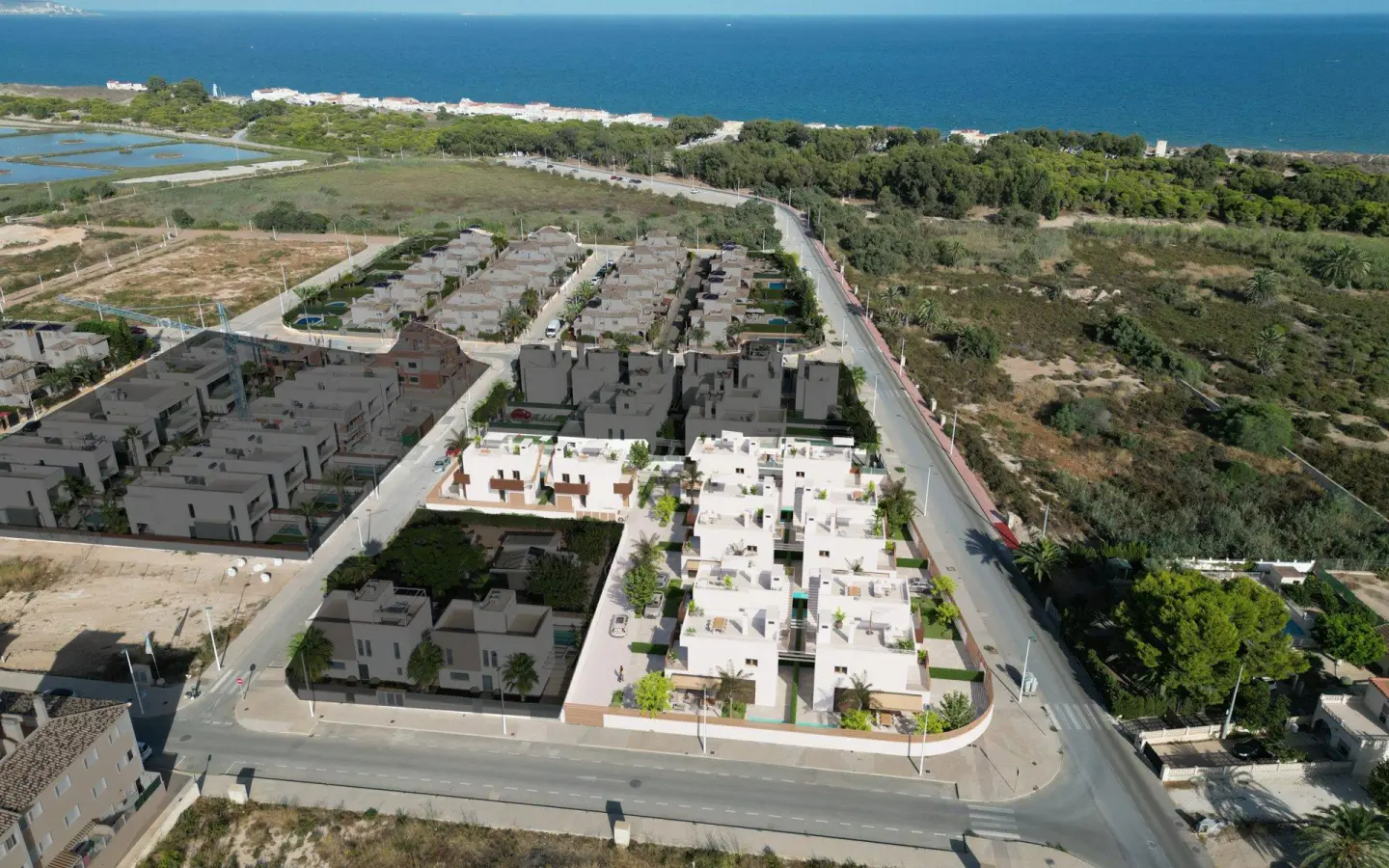 3-bedroom Villa In La Marina, Spain (167 M²)
