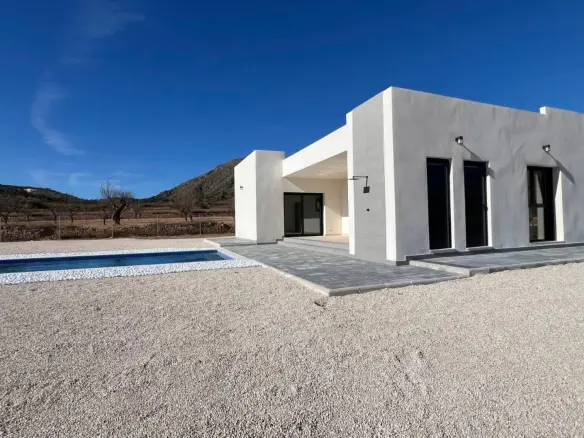 3-bedroom Villa In Hondon De Las Nieves, Spain (153 M²)