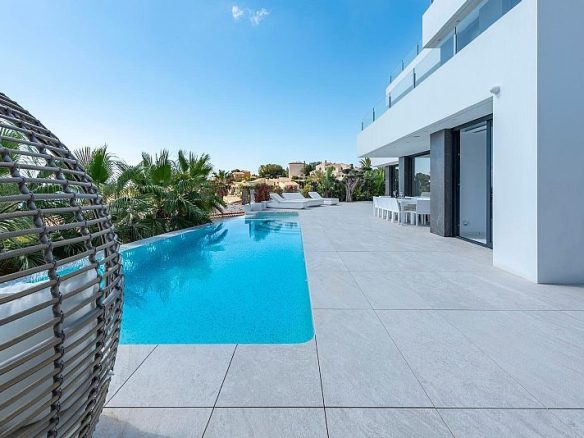 4-bedroom Villa In Calpe, Spain (426 M²)