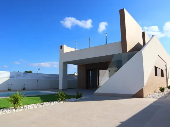 3-bedroom Villa In Aspe Pedanias, Spain (138 M²)