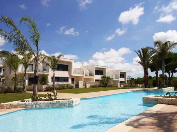 3-bedroom Villa In Pilar De La Horadada, Spain (238 M²)