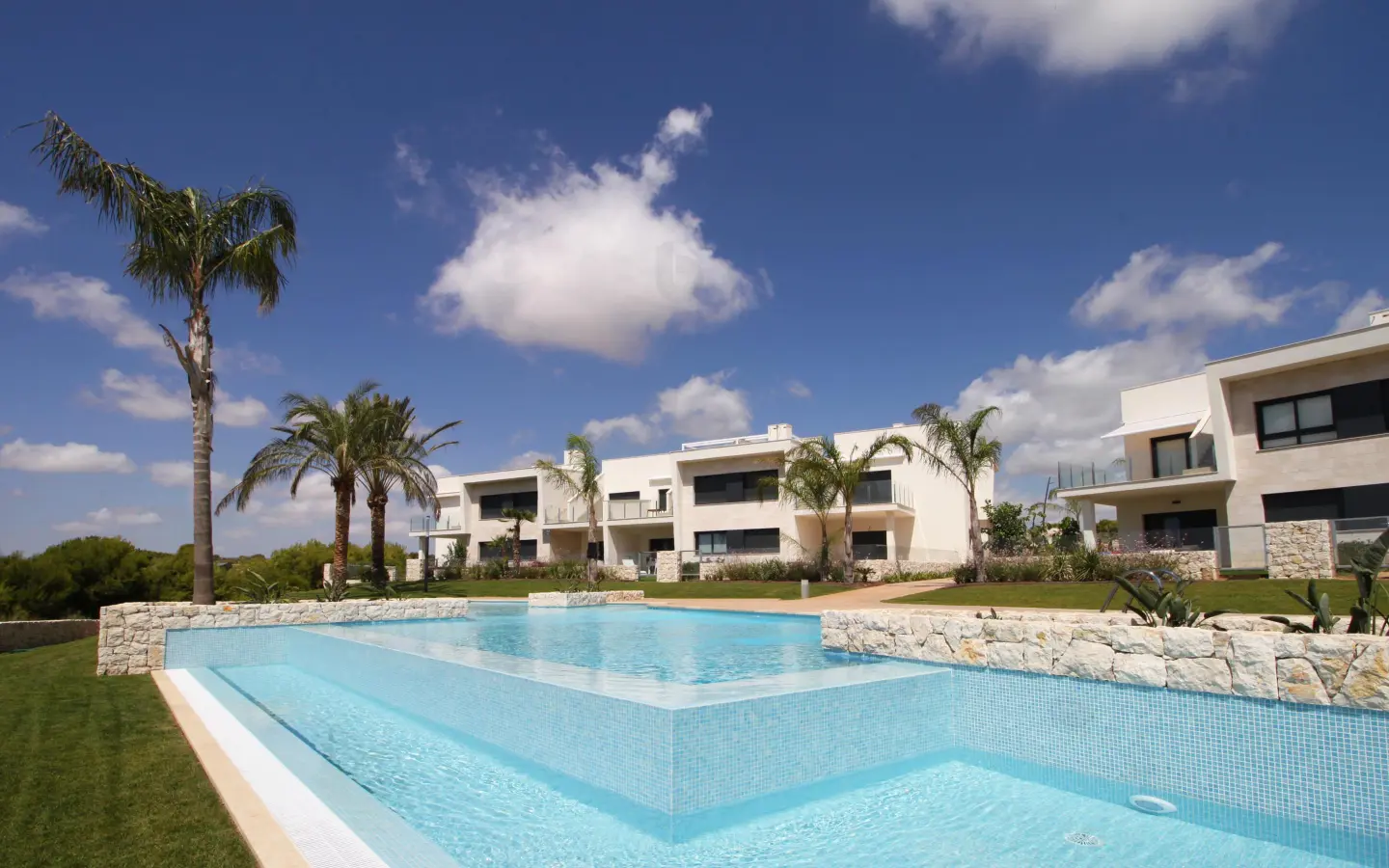 3-bedroom Villa In Pilar De La Horadada, Spain (238 M²)