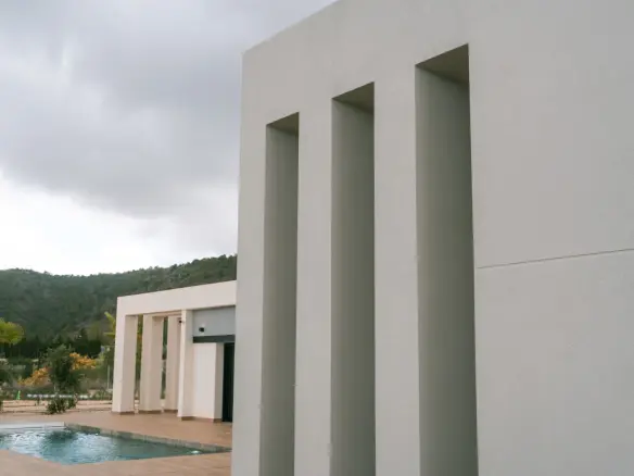 3-bedroom Villa In Pinoso, Spain (178 M²)