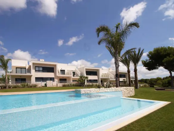 3-bedroom Villa In Pilar De La Horadada, Spain (238 M²)