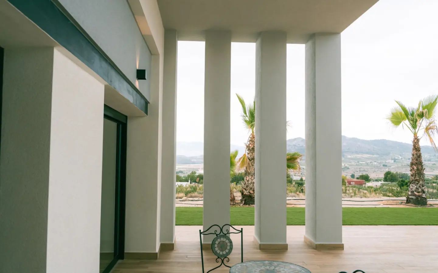 3-bedroom Villa In Pinoso, Spain (178 M²)