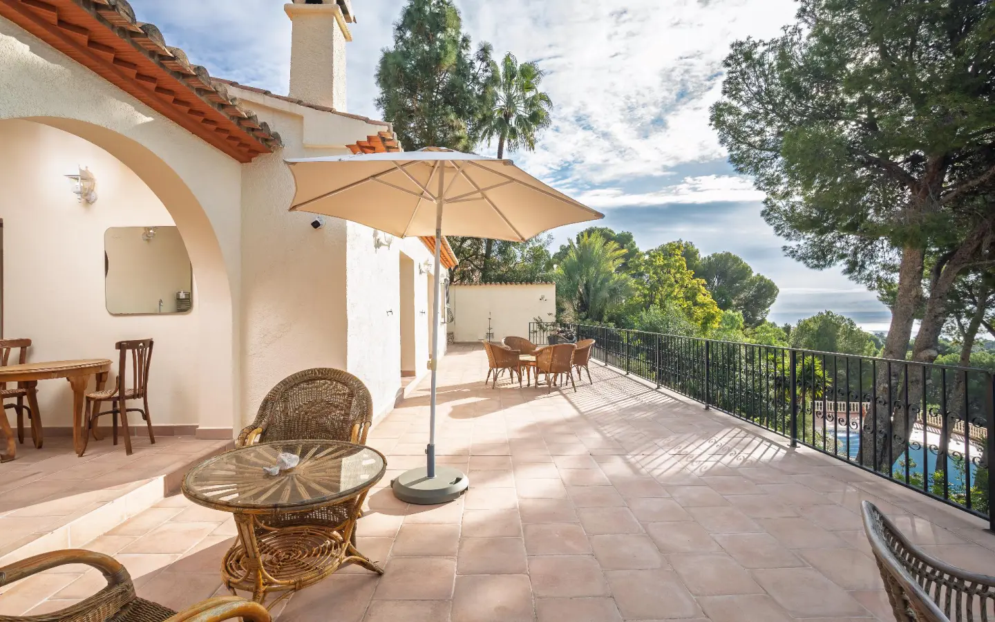 2-bedroom Villa In Altea, Spain (187 M²)