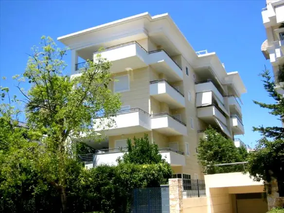 Maisonette 232 M² In Athens