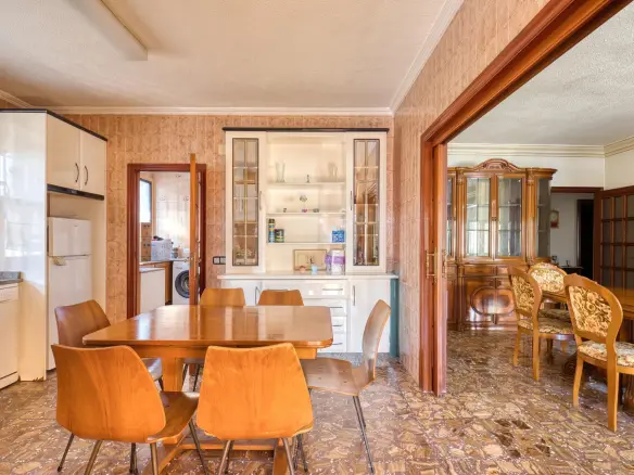 6-bedroom Villa In La Marina, Spain (400 M²)