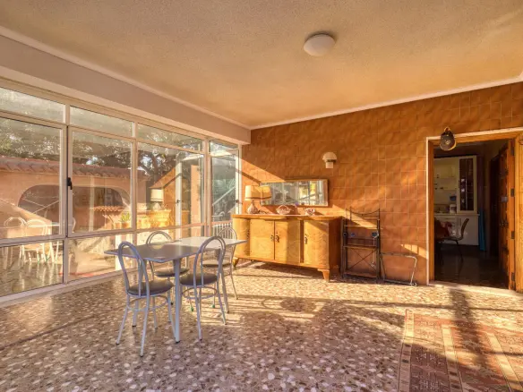 6-bedroom Villa In La Marina, Spain (400 M²)