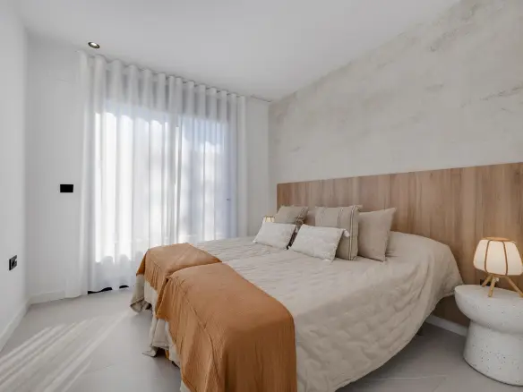 3-bedroom Villa In Torrevieja, Spain (141 M²)