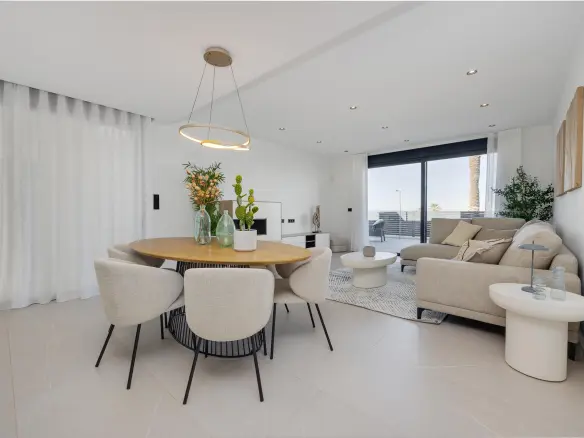 3-bedroom Villa In Torrevieja, Spain (141 M²)