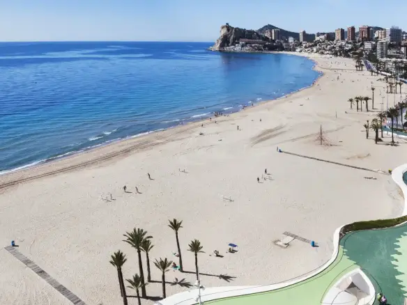 2-bedroom Apartment In Benidorm, Spain (138 M²)