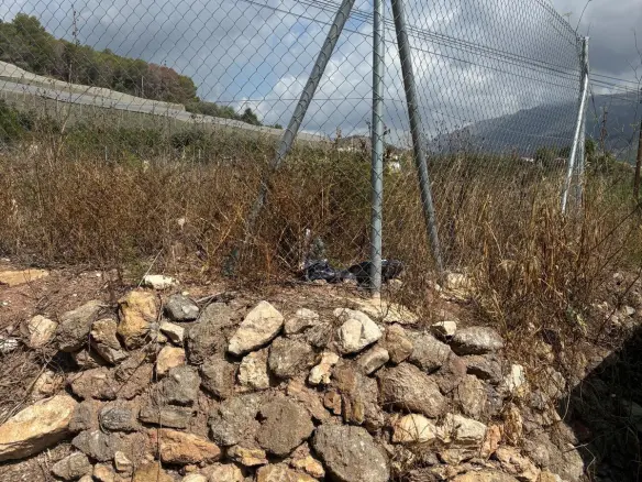 Country Land In Polop, Spain (930 M²)