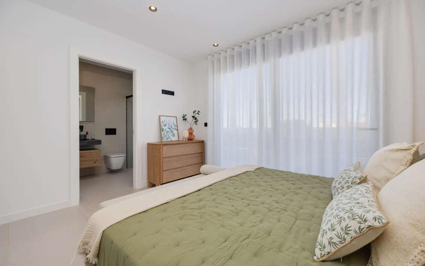 3-bedroom Villa In Torrevieja, Spain (141 M²)