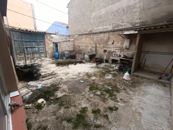 5-bedroom Village House In Mula, Spain (210 M²)