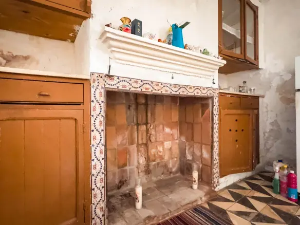5-bedroom Village House In Mula, Spain (210 M²)