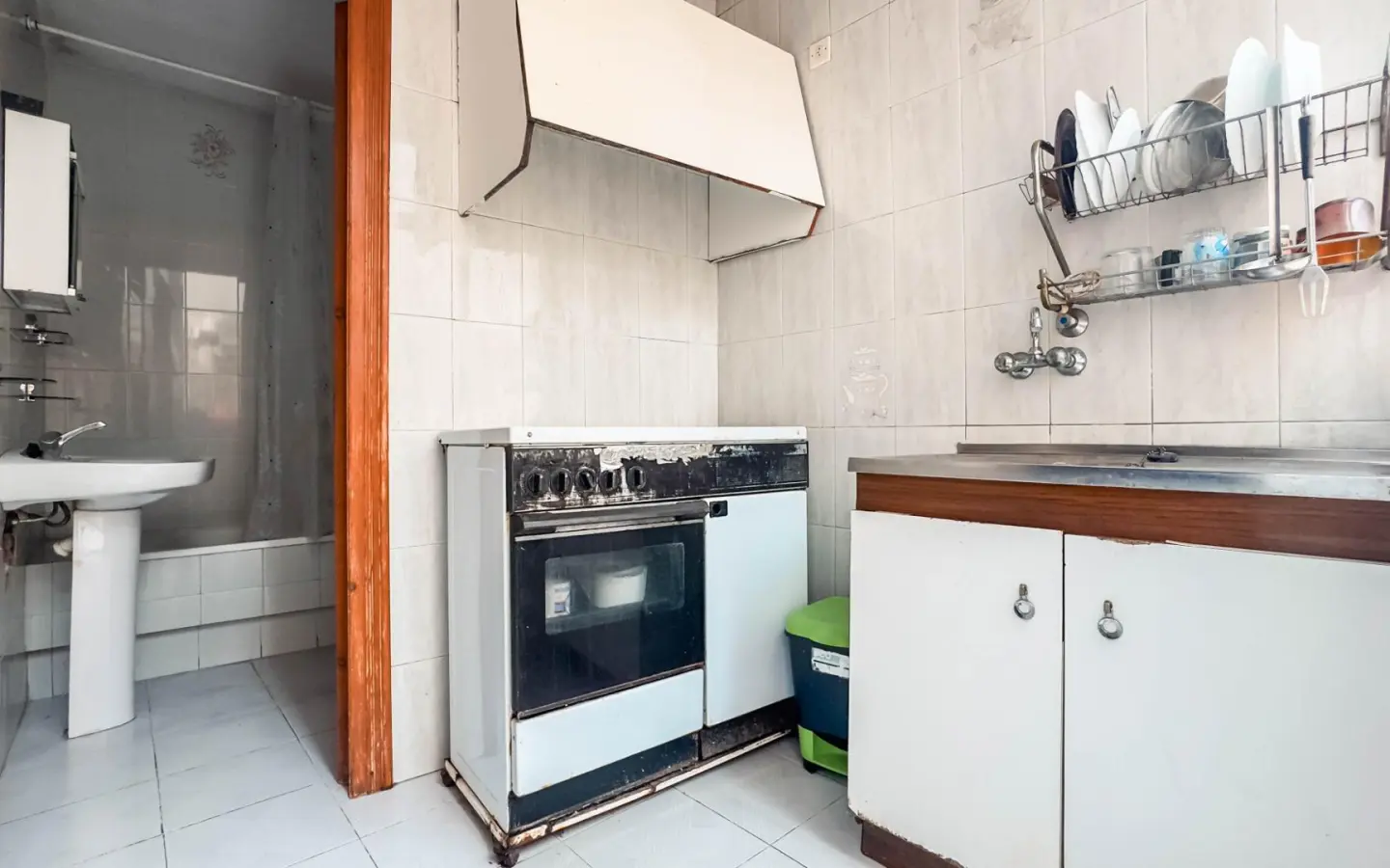 5-bedroom Village House In Mula, Spain (210 M²)