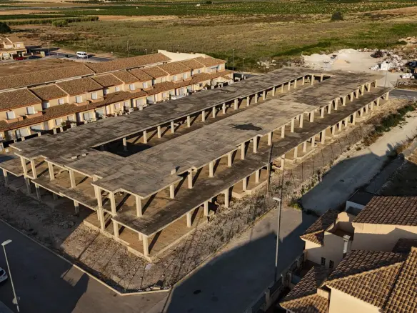 Urban Plot In Pinoso, Spain (2.500 M²)