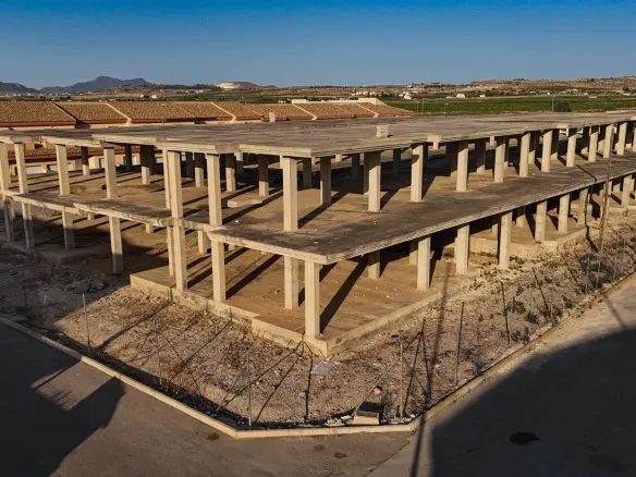 Urban Plot In Pinoso, Spain (2.500 M²)