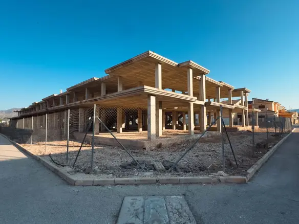 Urban Plot In Pinoso, Spain (2.500 M²)
