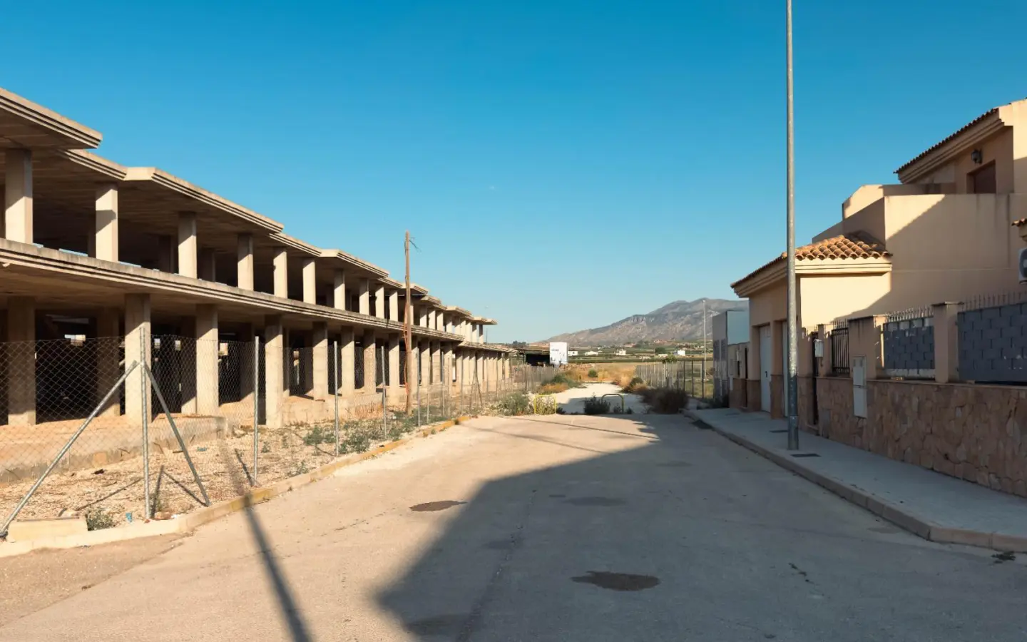 Urban Plot In Pinoso, Spain (2.500 M²)