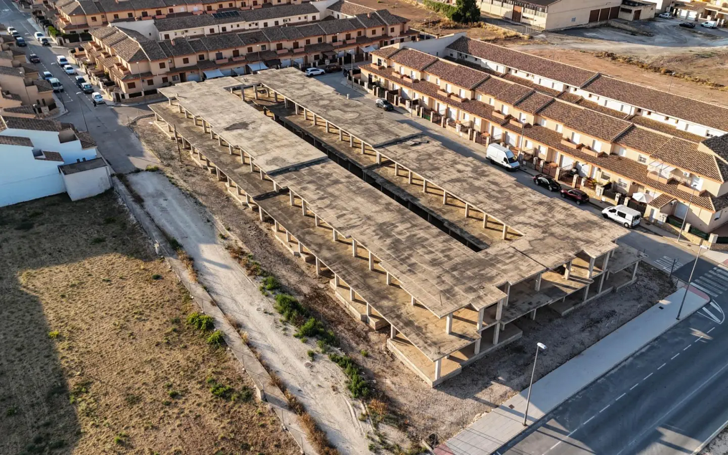 Urban Plot In Pinoso, Spain (2.500 M²)