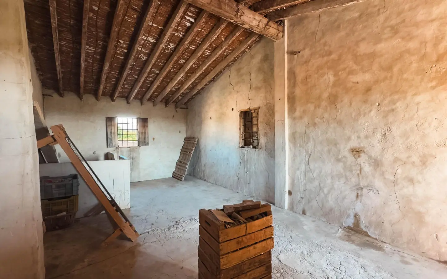 Terraced House In Albatera, Spain (89 M²)