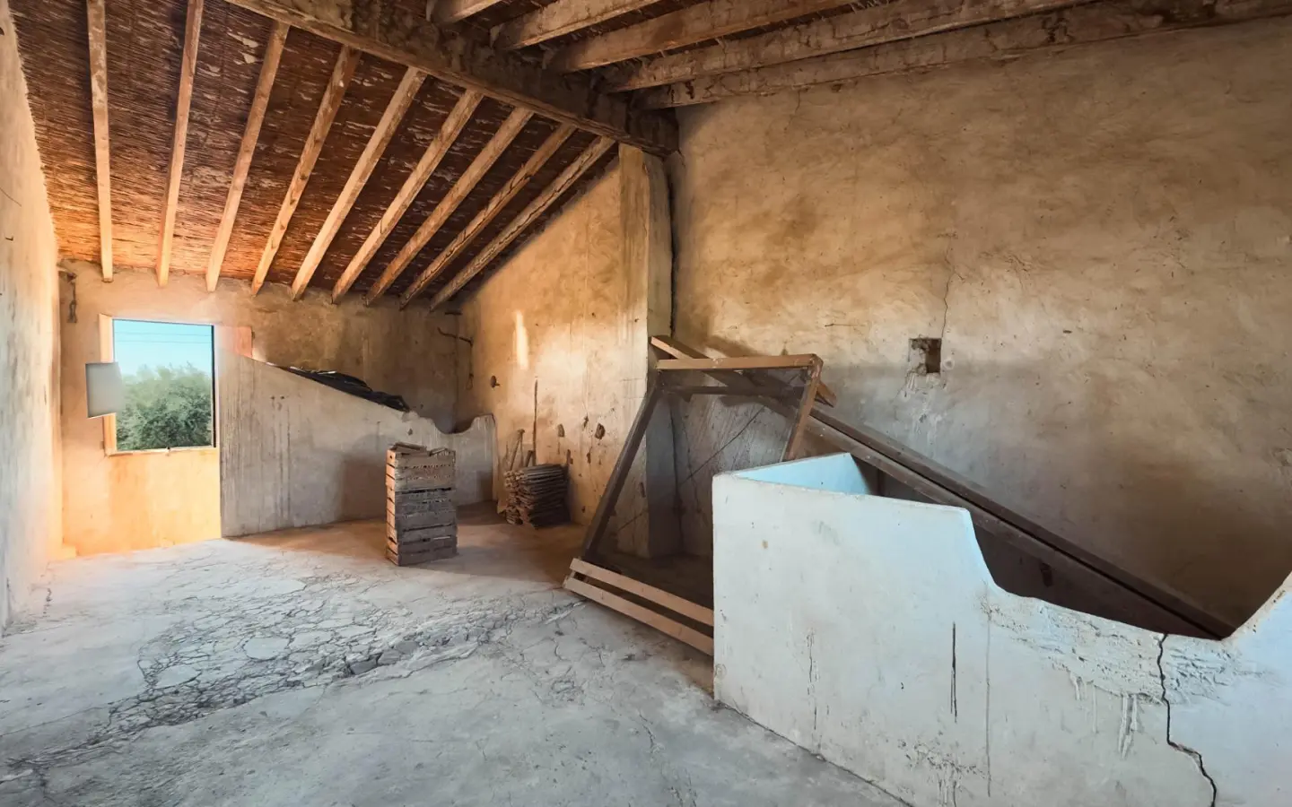 Terraced House In Albatera, Spain (89 M²)