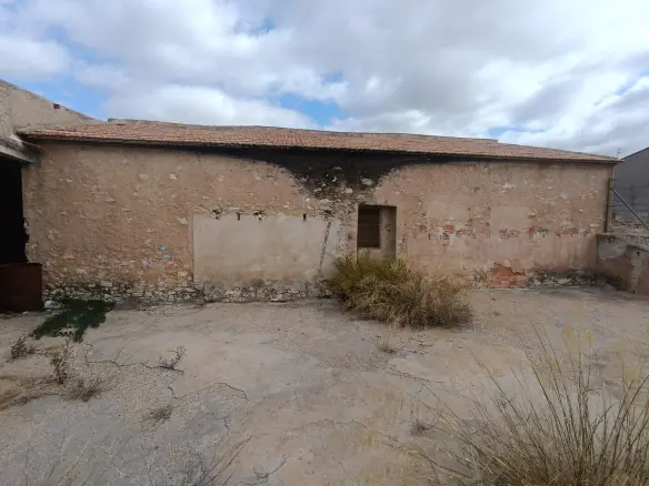 2-bedroom House In Abanilla, Spain (303 M²)