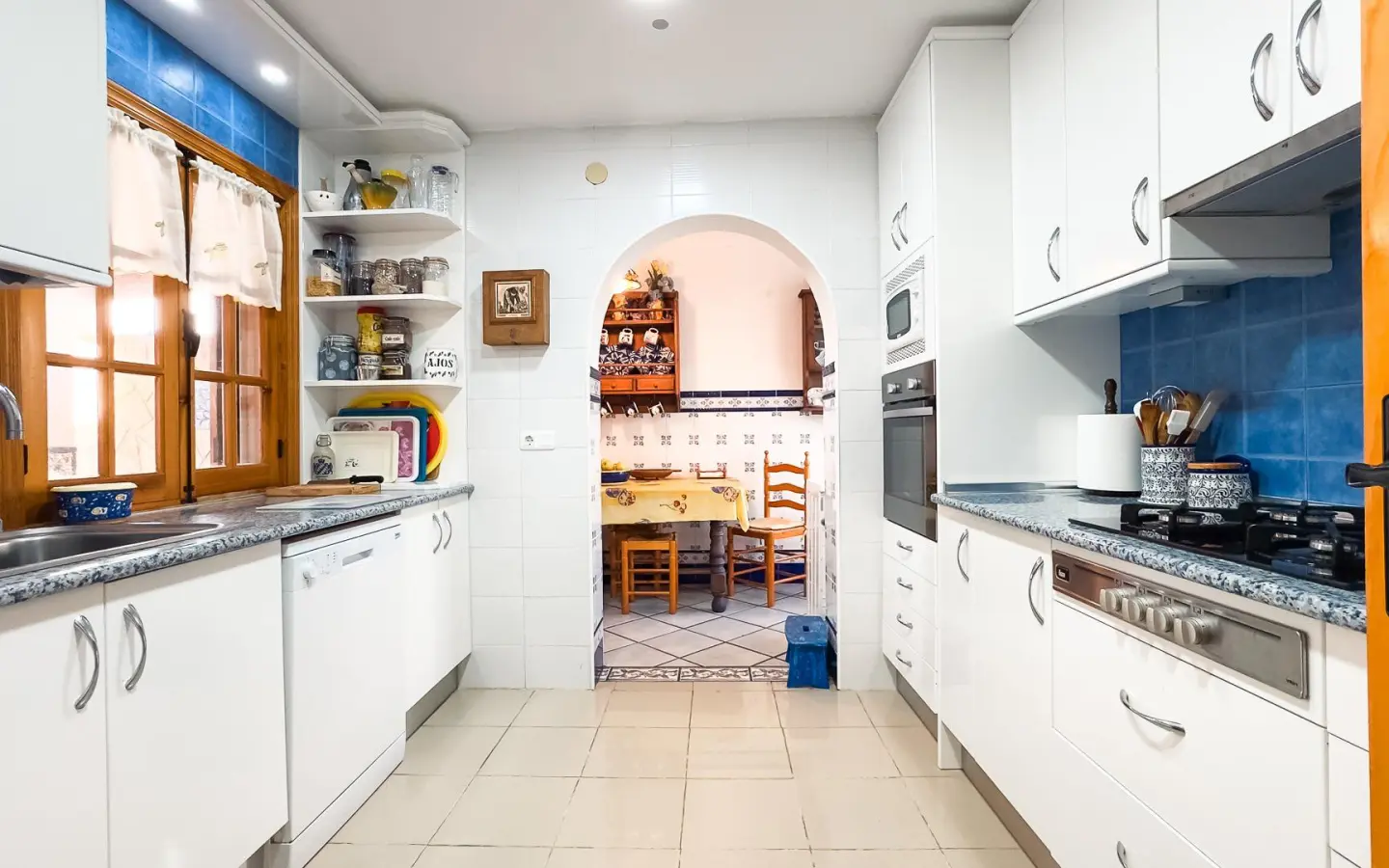4-bedroom House In La Nucía, Spain (177 M²)