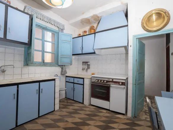 6-bedroom House In Mula, Spain (363 M²)