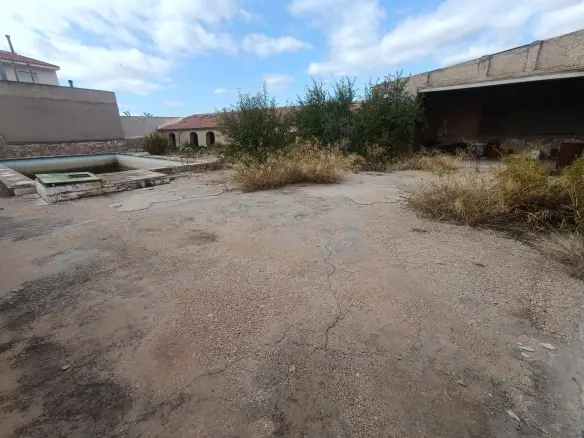 2-bedroom House In Abanilla, Spain (303 M²)