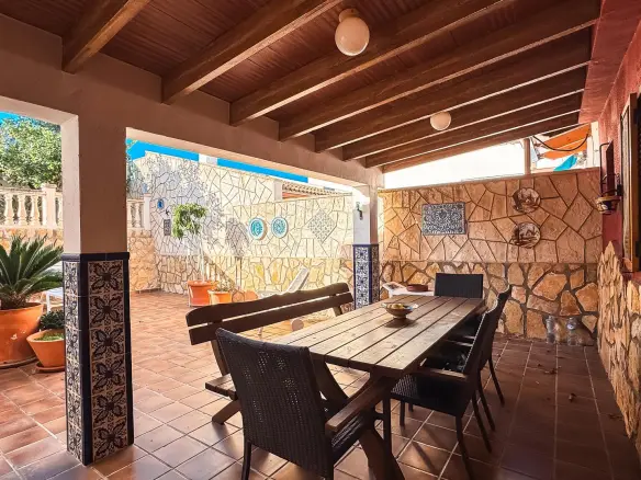 4-bedroom House In La Nucía, Spain (177 M²)