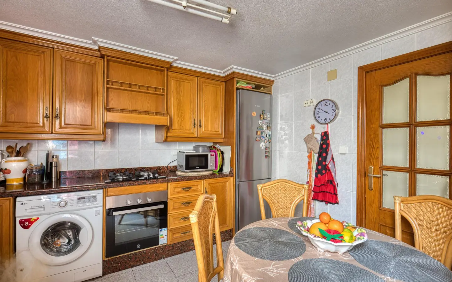 4-bedroom Flat In La Marina, Spain (115 M²)