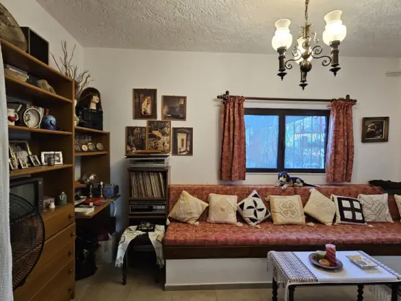 3-bedroom Maisonette In Gazi, Greece (180 M²)
