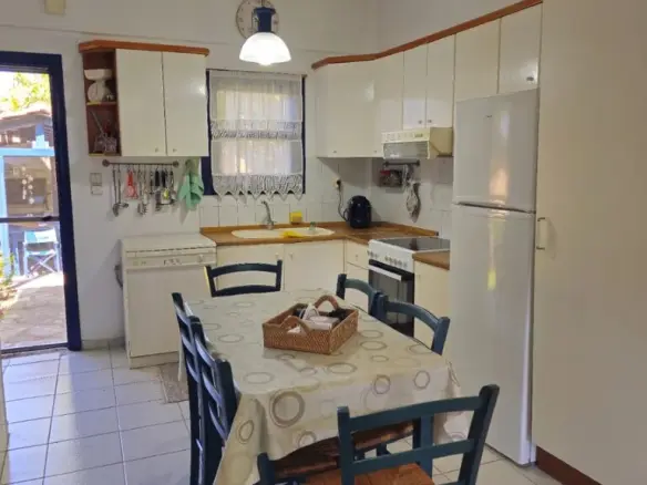 3-bedroom Detached House In Kassandra, Greece (105 M²)