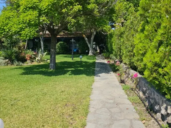 3-bedroom Detached House In Kassandra, Greece (105 M²)
