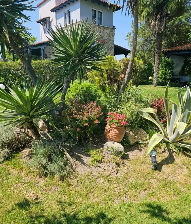 3-bedroom Detached House In Kassandra, Greece (105 M²)