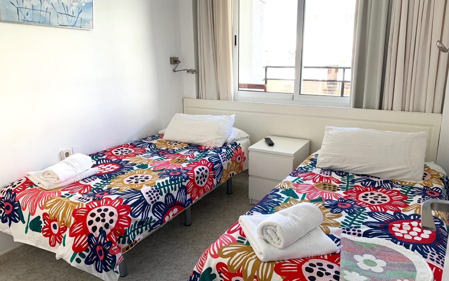 Marbella – Top Floor Beachfront Central Apartment With Views