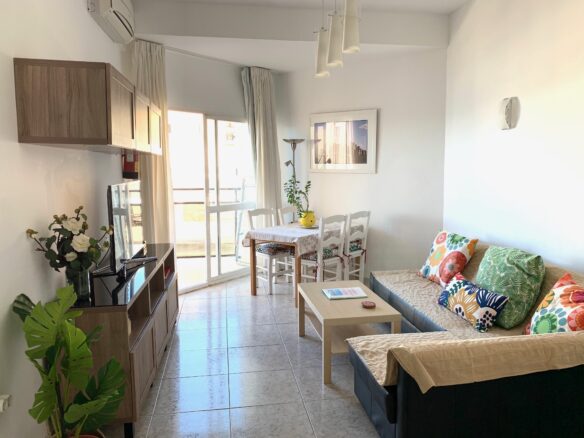 Marbella – Top Floor Beachfront Central Apartment With Views